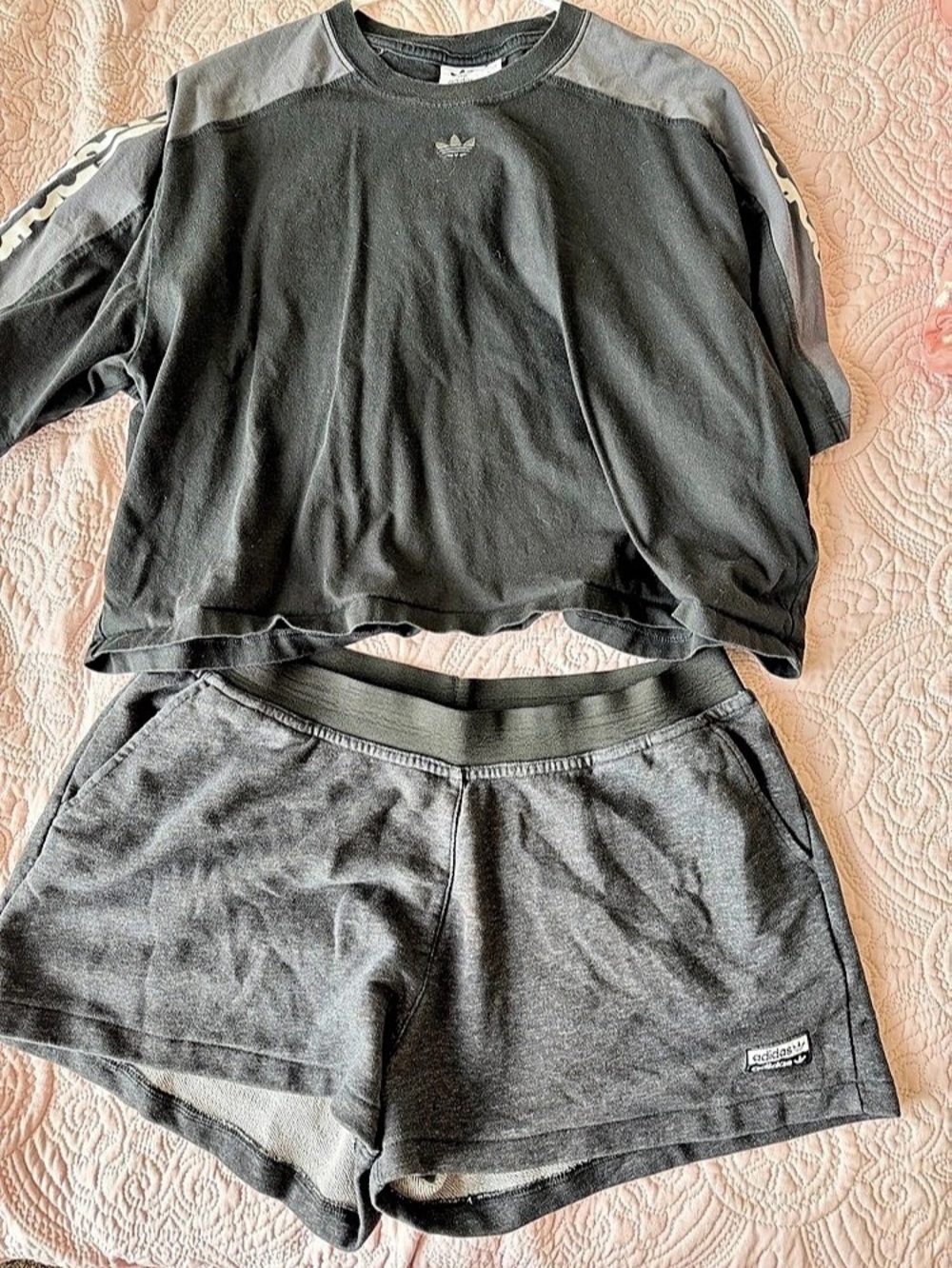 adidas Black & Gray Athletic Tee & Short Set Size Medium